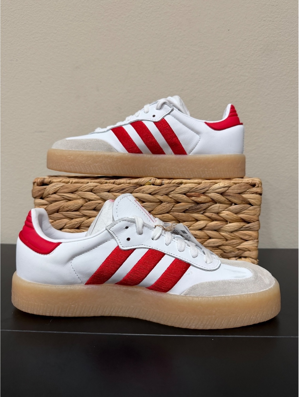 Size 9 - Adidas Women’s Sambae “White Scarlet Gum” - Picture 2 of 7